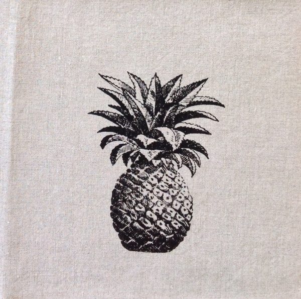 g&t-designs-linens-pineapple-2