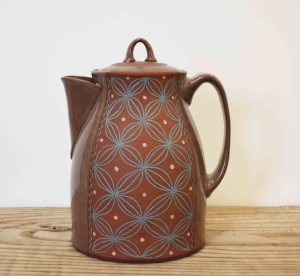 katriona-drijber-coffee-pot-ceramics-pottery-2