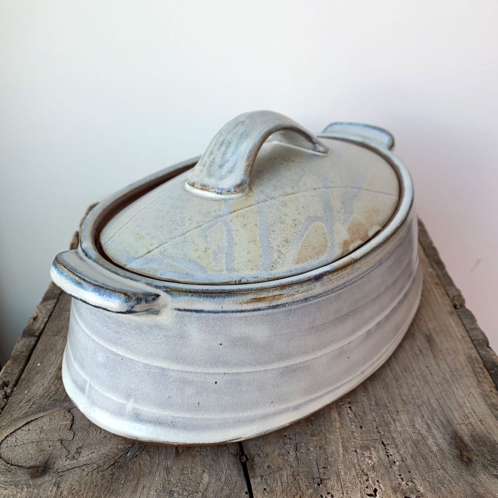 Kerri Holmes casserole dish with lid - titanium white stoneware