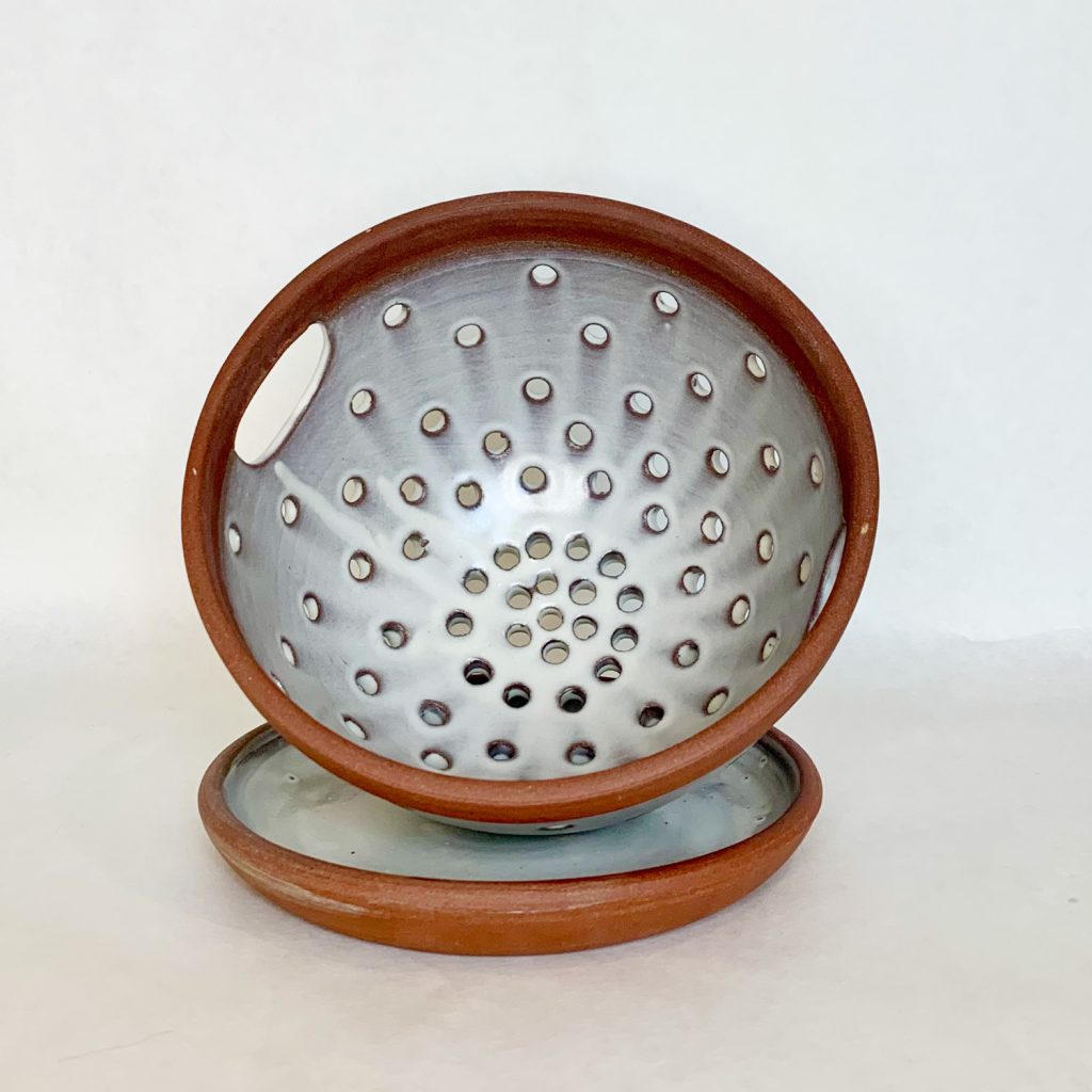 berry-bowl-2 Small berry bowl by Juliana Rempel at h squared gallery