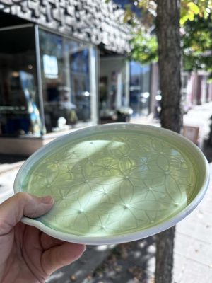 green tapas plate